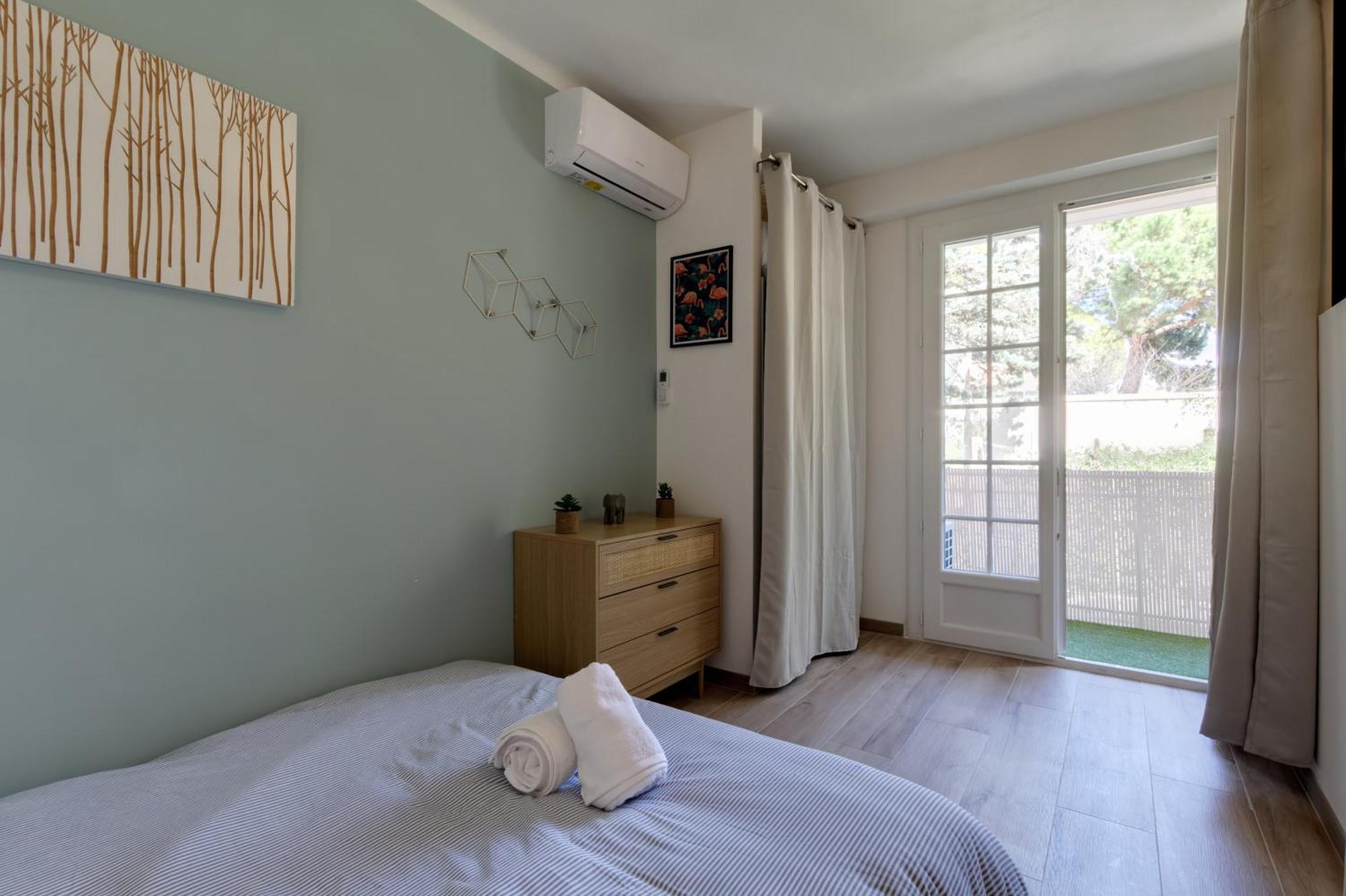 Apartment 016- T2 Tropisme, 1 Chambre,clim,wifi,parking