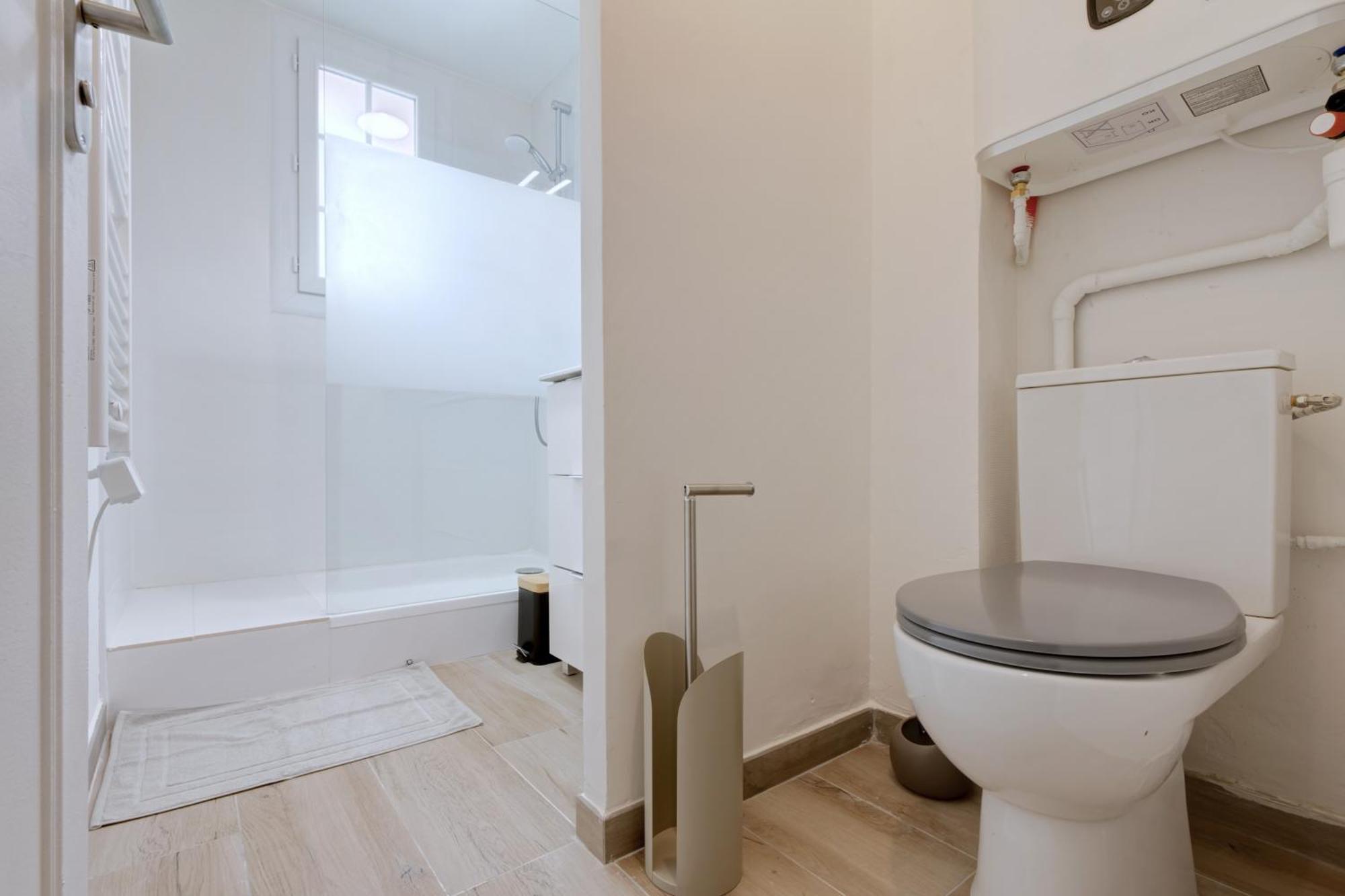 Apartment 016- T2 Tropisme, 1 Chambre,clim,wifi,parking *