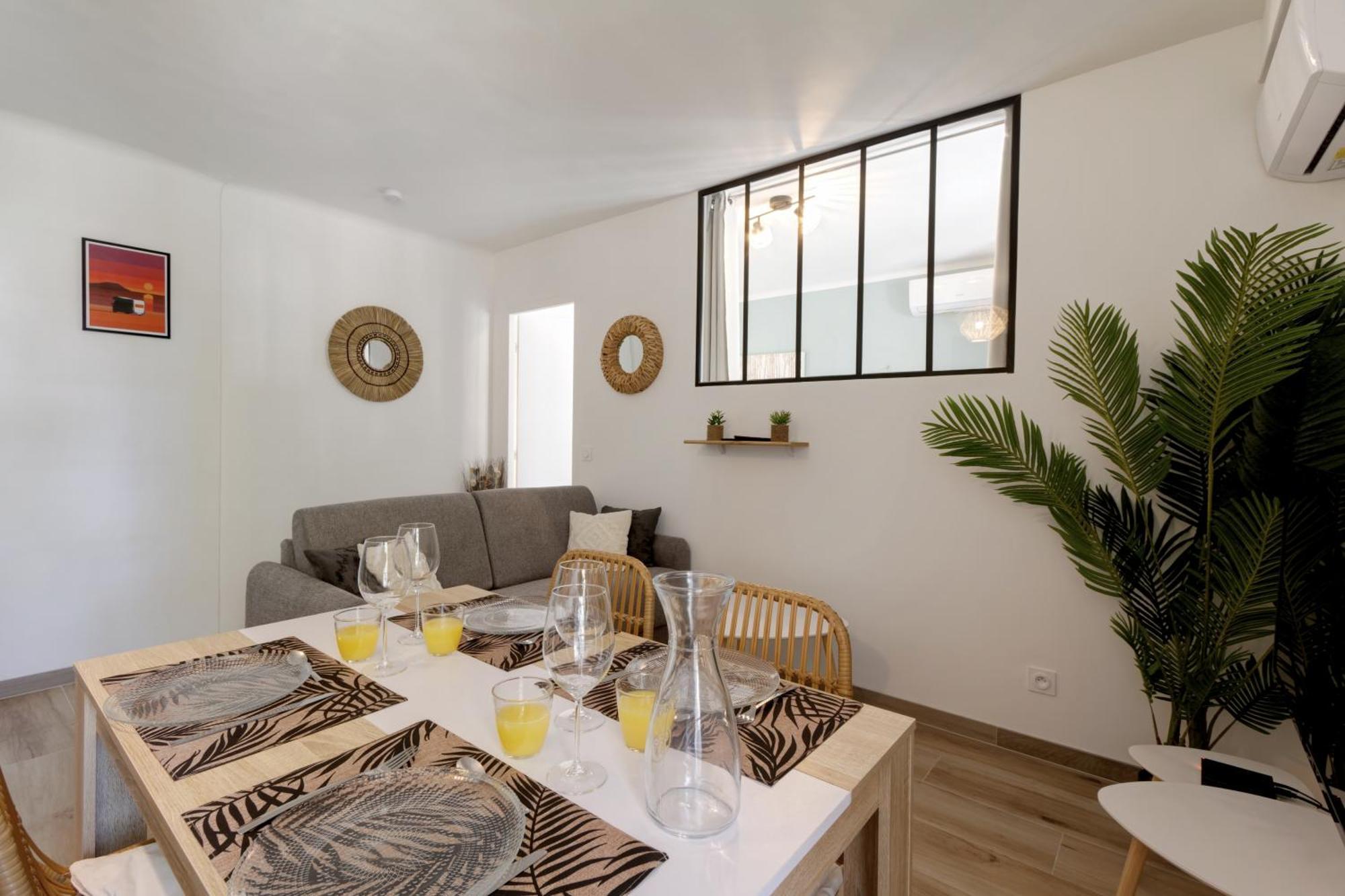 016- T2 Tropisme, 1 Chambre,clim,wifi,parking Apartment *